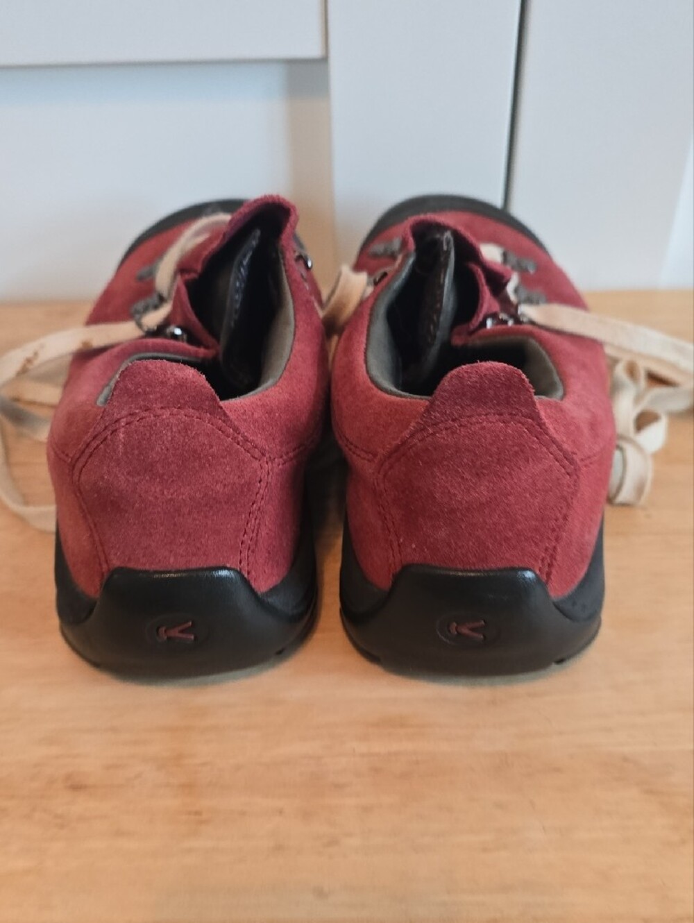 Keen Burgundy Suede Lace-Up Sneakers with Black Toe Caps - Picture 5 of 10